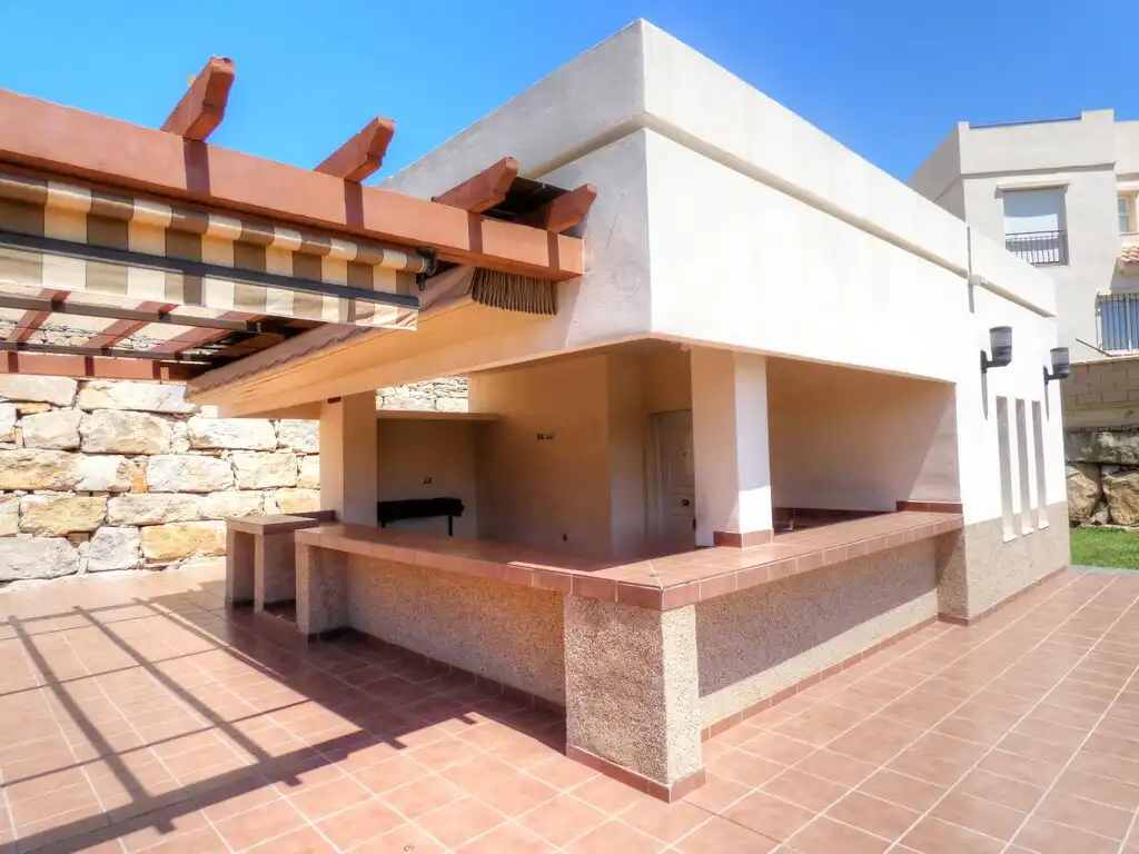 Terraza de Casa adosada de alquiler en Vélez-Málaga con Aire acondicionado, Terraza y Piscina