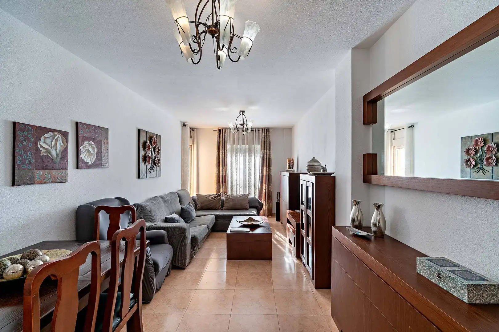 Sala de estar de Piso en venta en Roquetas de Mar con Aire acondicionado, Terraza y Balcón