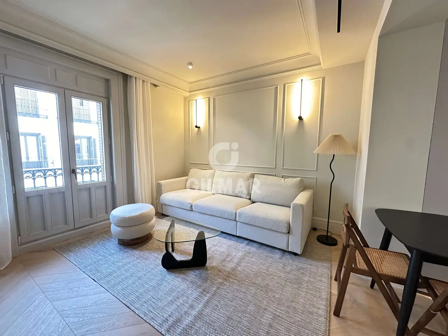 Sala d'estar de Pis en venda en Madrid amb Calefacció, Piscina i Moblat