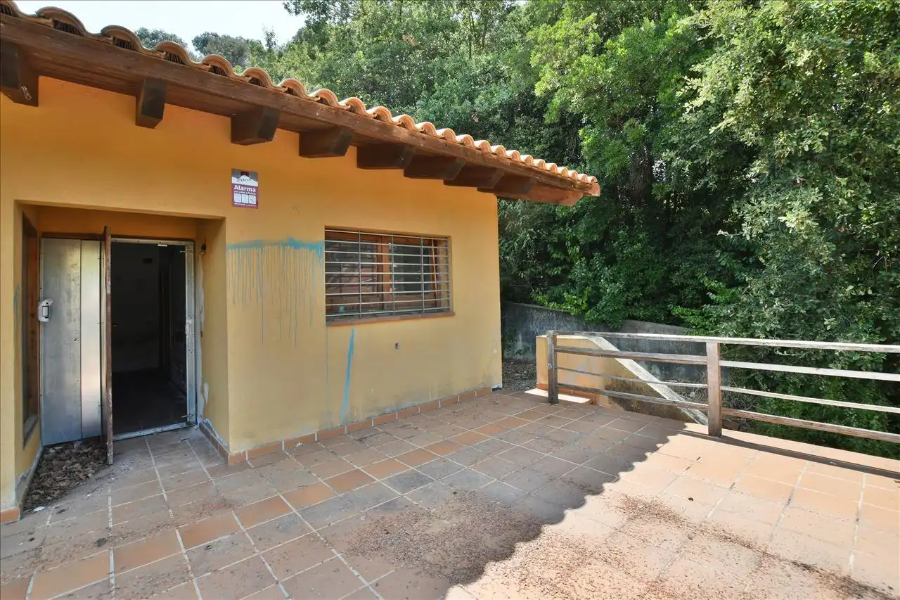 Vista exterior de Casa o chalet en venta en Santa Maria de Palautordera con Terraza