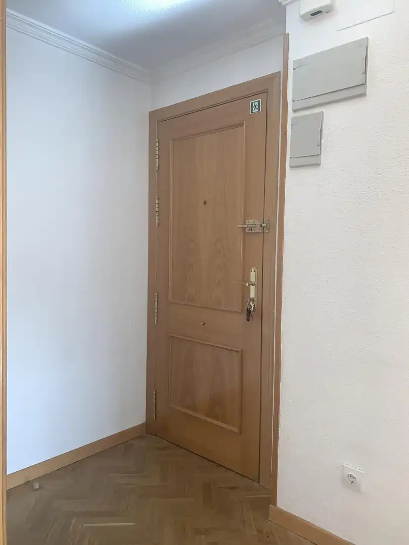 Piso de alquiler en Manzanares El Real con Parquet, Terraza y Piscina comunitaria