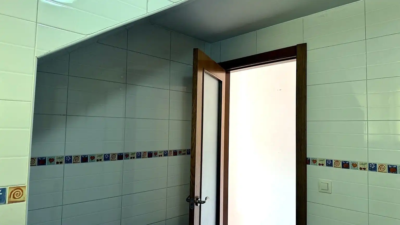 Bathroom of Attic for sale in Almazora / Almassora  with Air Conditioner and Terrace