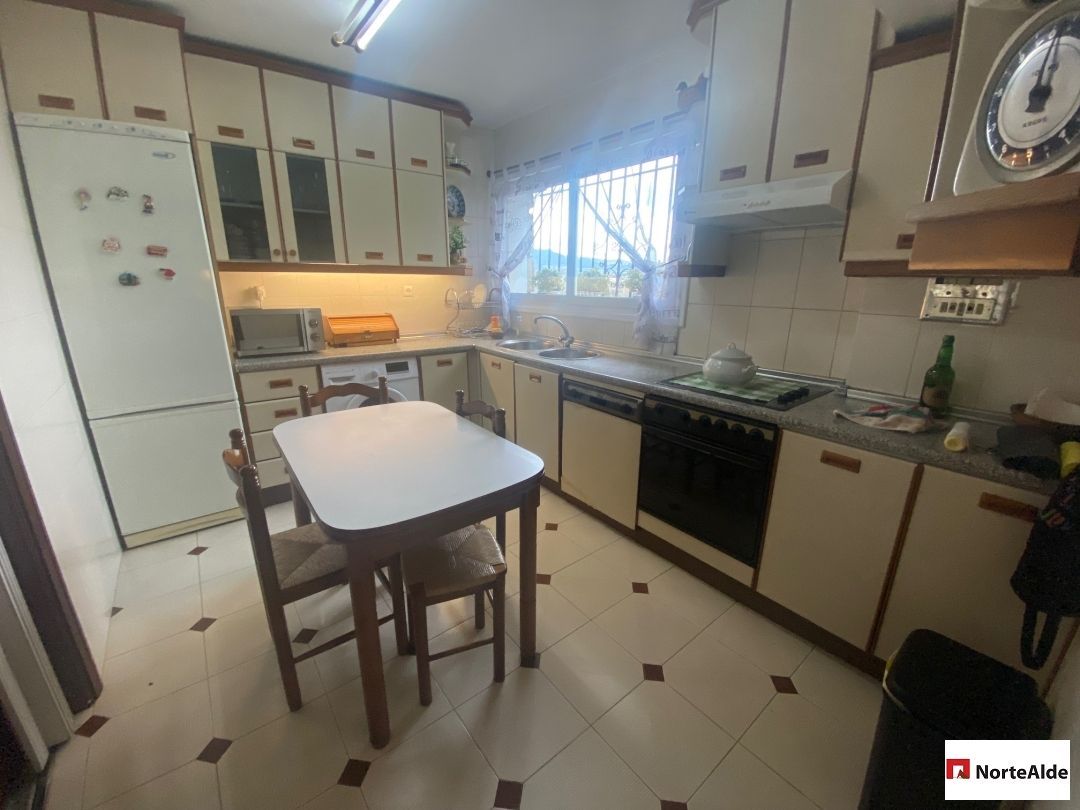 Kitchen of Single-family semi-detached for sale in Sondika  with Furnished