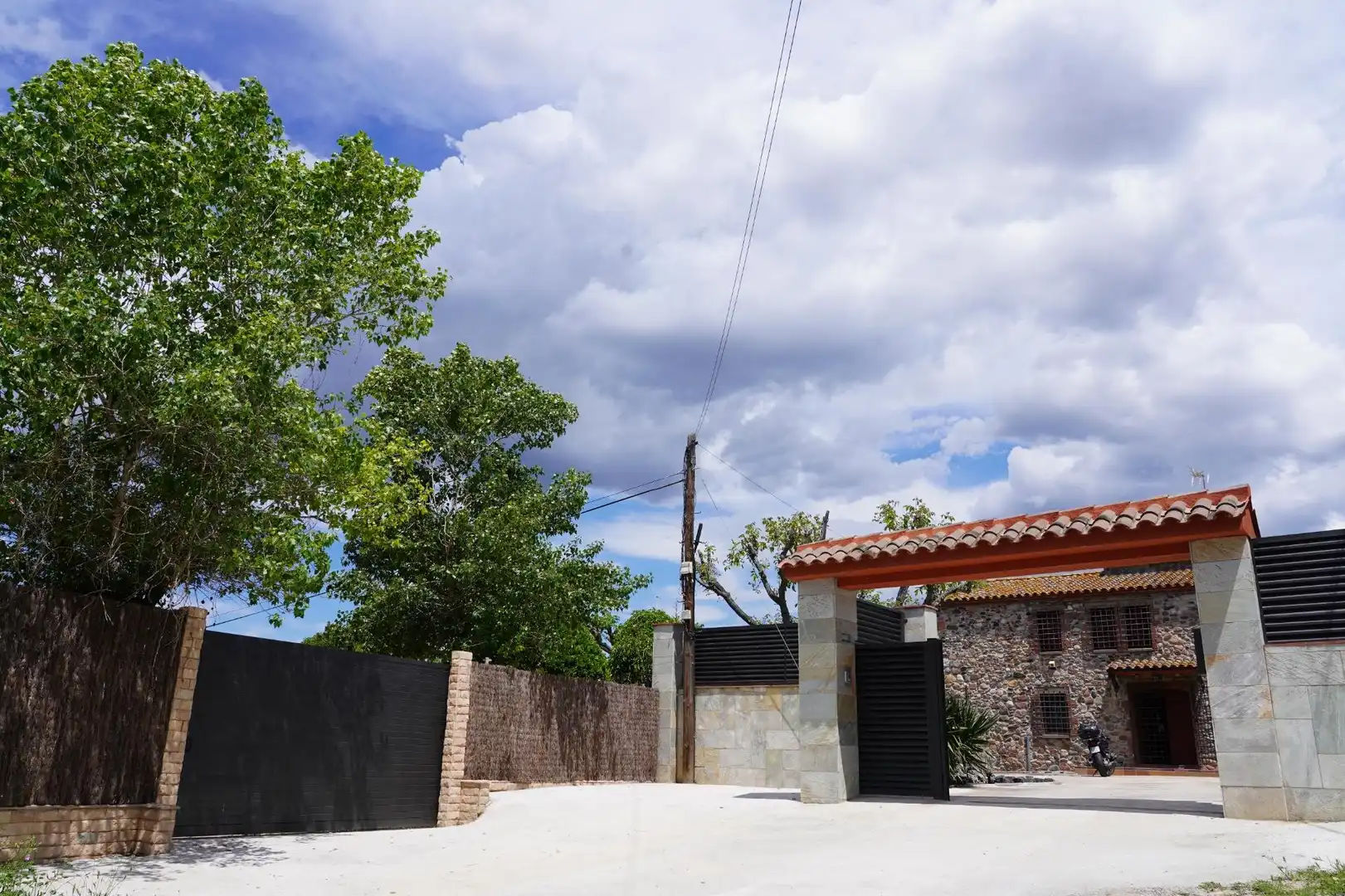 Außenansicht von Country house zum Verkauf in Granollers mit Klimaanlage, Privatgarten und Terrasse