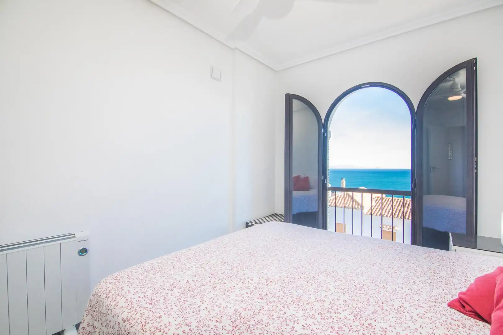 Habitación de Casa o chalet en venta en Santa Pola con Calefacción, Jardín privado y Terraza
