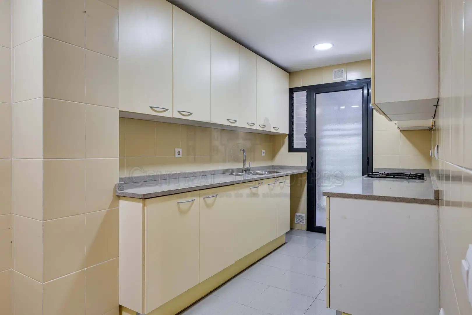 Kitchen of Flat for sale in Sant Cugat del Vallès  with Air Conditioner, Heating and Parquet flooring