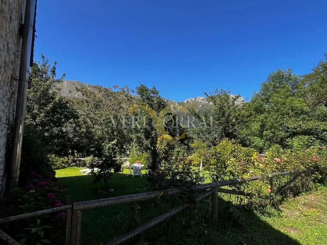 Houses for sale in La Granda, Cangas de Onís