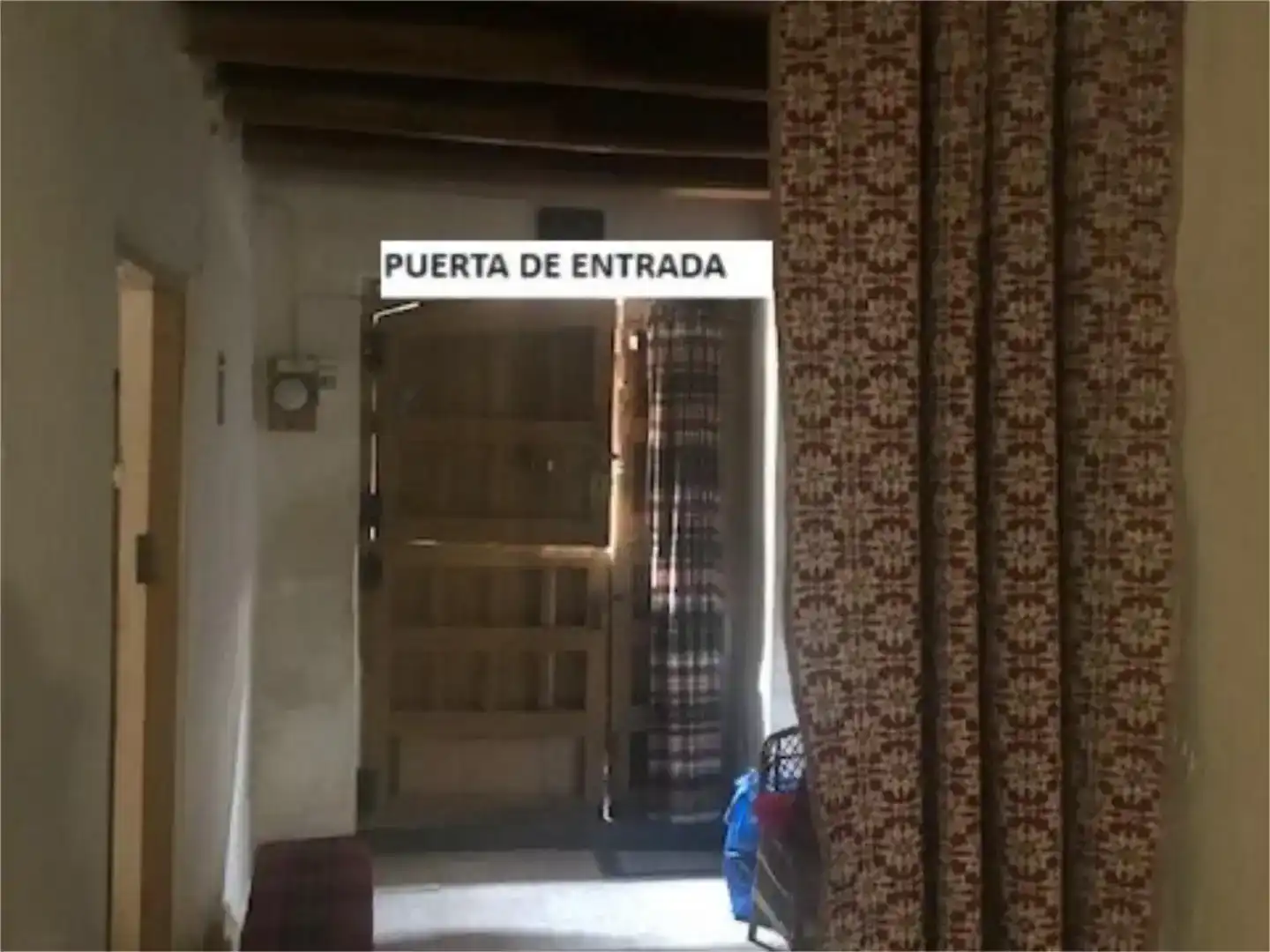Casa adosada en venda en Navas de Oro amb Jardí privat, Traster i Moblat