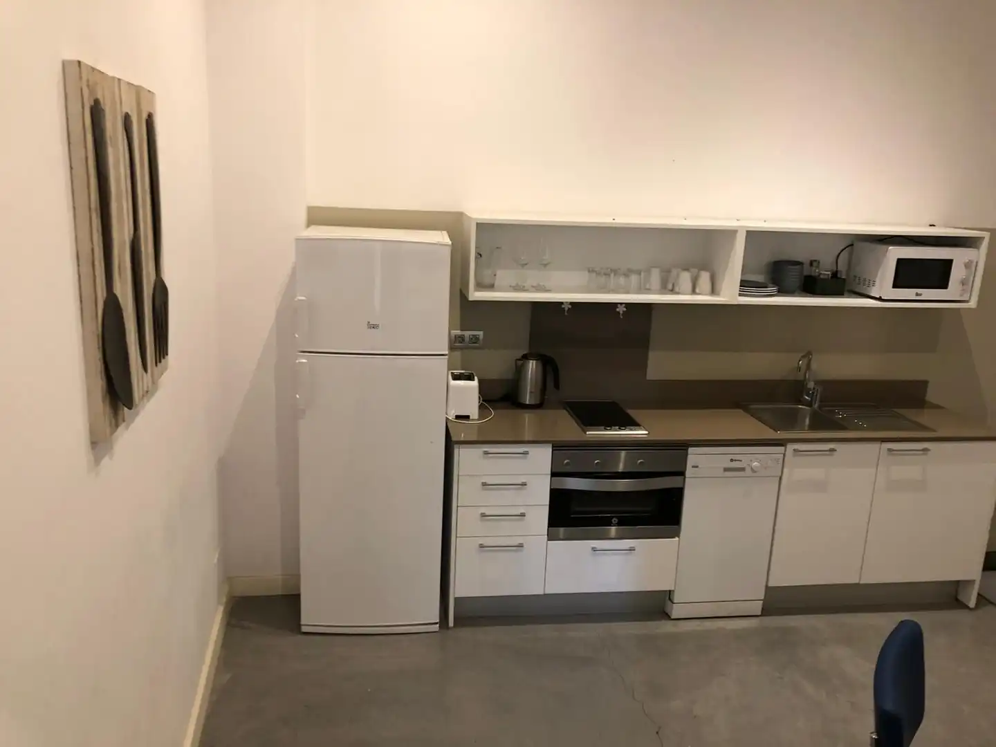 Küche von Wohnung zur Miete in Barcelona mit Klimaanlage, Möbliert und Ofen