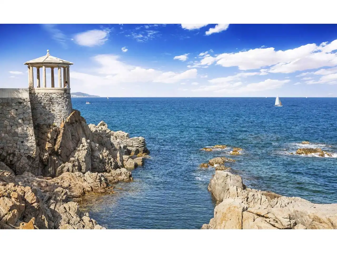 Mixto residencial en venta en Avenida Platja d´Aro, imagen 2