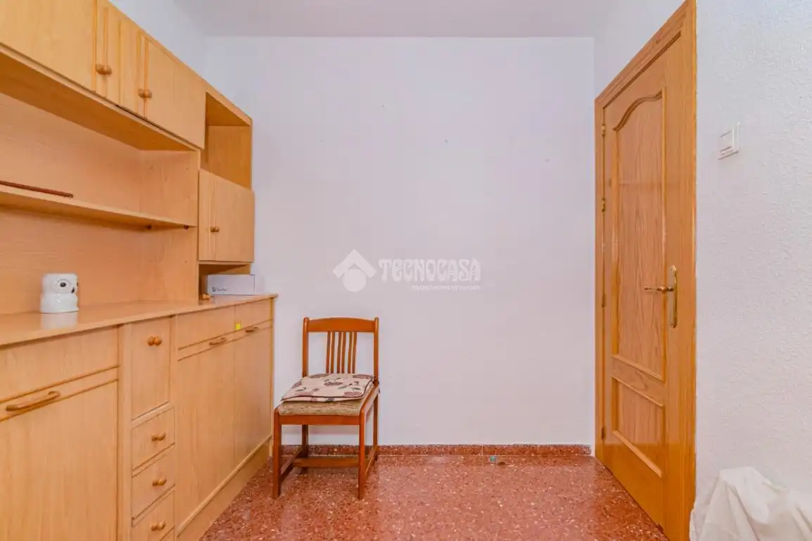 Habitación de Piso en venta en Granada con Calefacción y Balcón