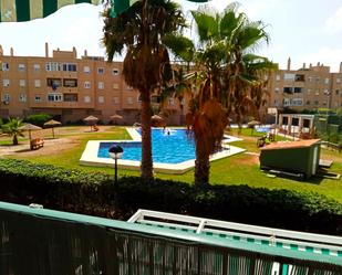 Exterior view of Flat to rent in Málaga Capital  with Air Conditioner, Terrace and Swimming Pool