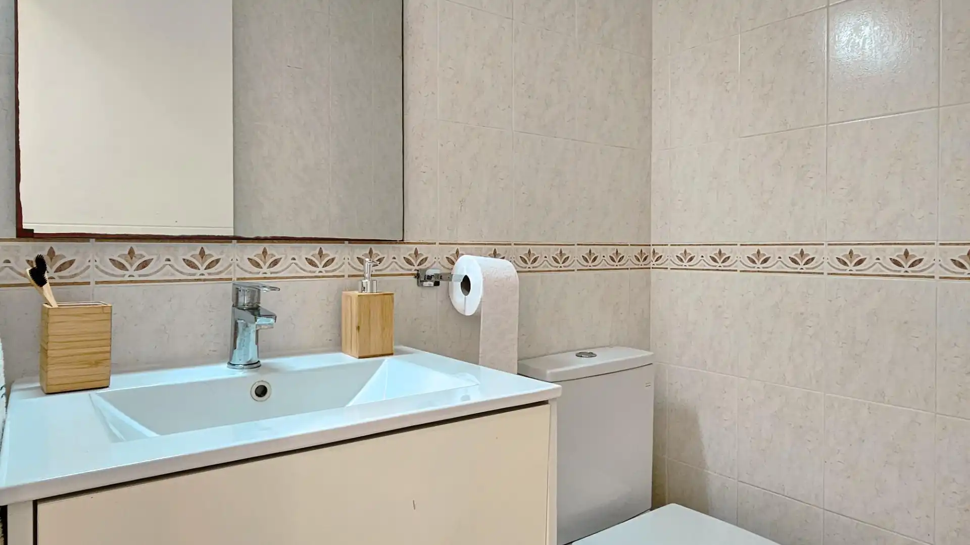 Bathroom of Flat for sale in Daimús  with Air Conditioner, Terrace and Furnished