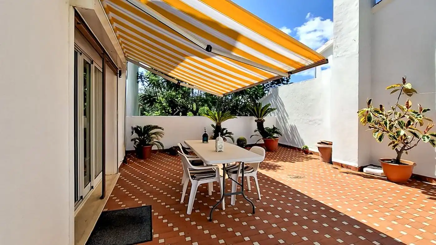 Terrassa de Casa adosada en venda en Dénia amb Terrassa, Traster i Piscina