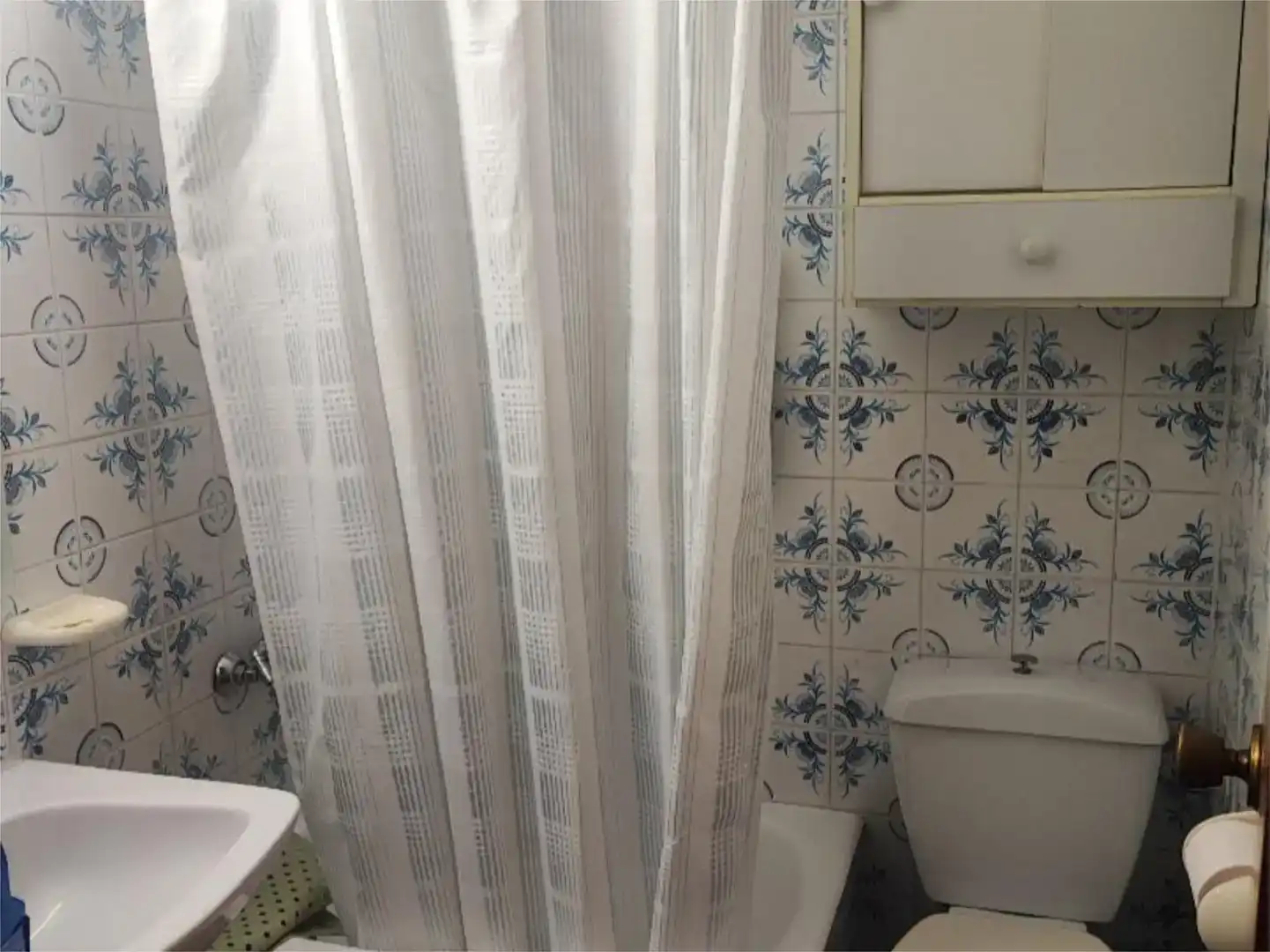 Baño de Piso en venta en Gandia con Aire acondicionado, Terraza y Balcón