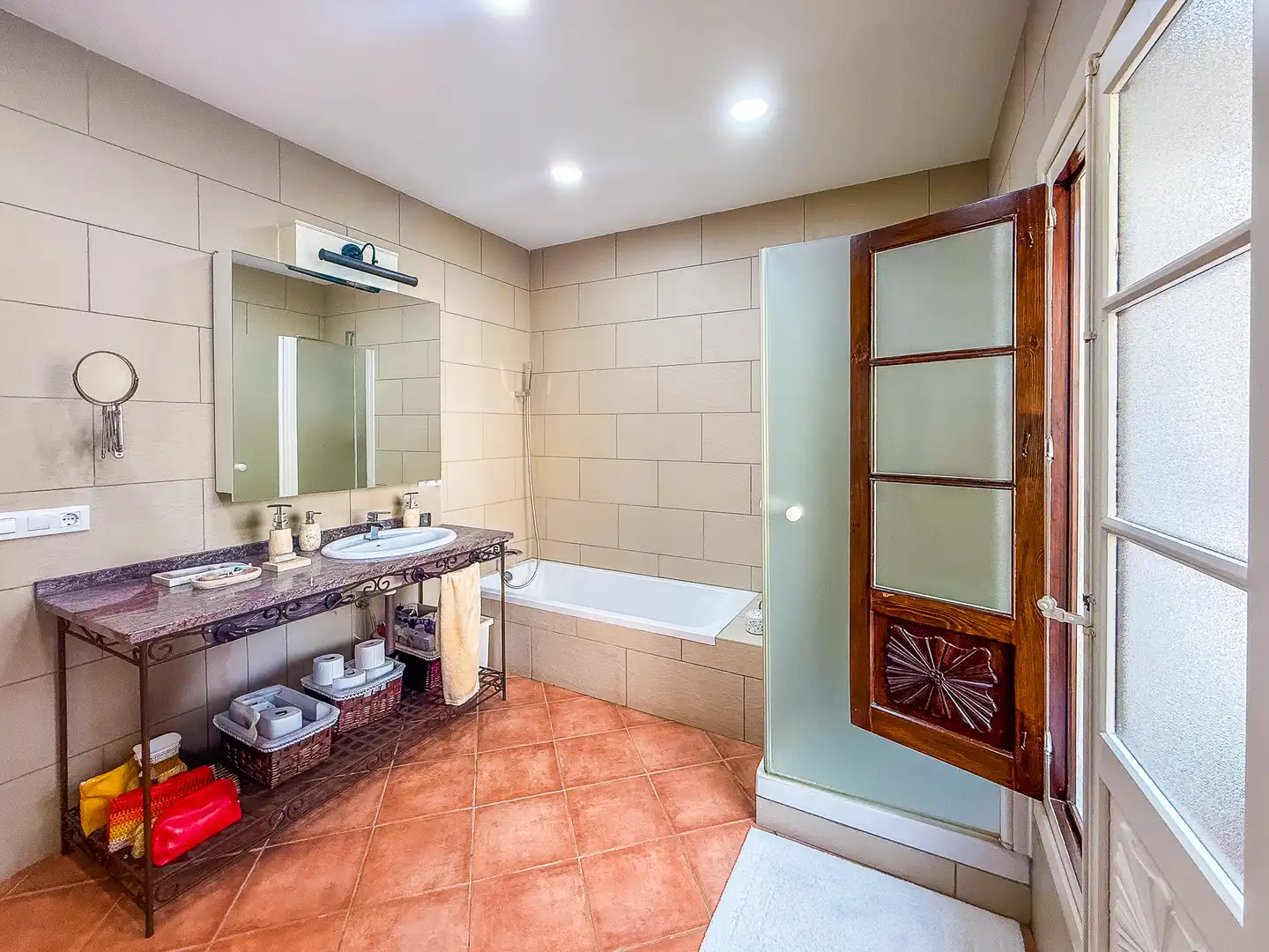 Baño de Casa o chalet en venta en El Puerto de Santa María con Aire acondicionado, Terraza y Trastero