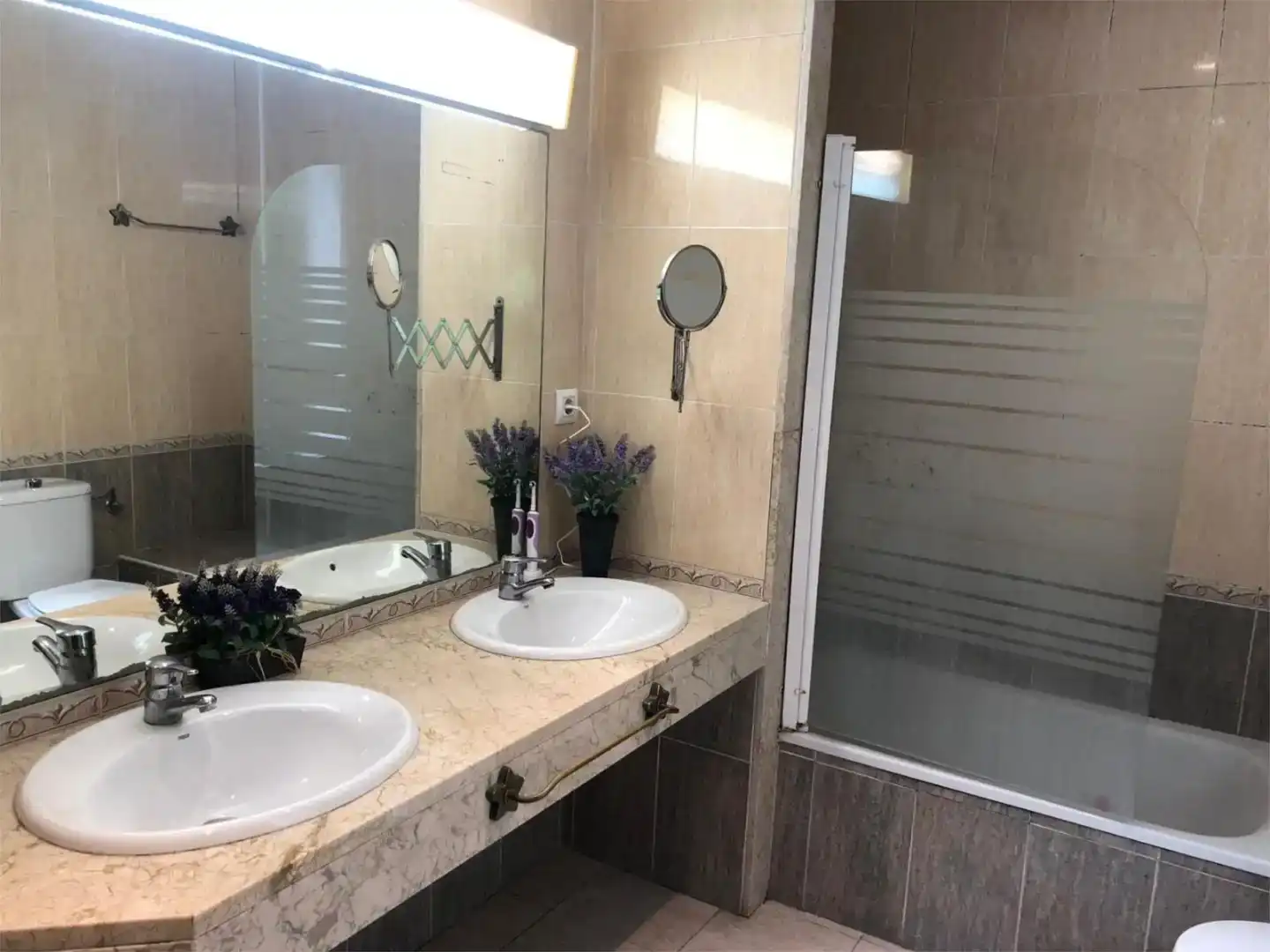 Badezimmer von Einfamilien-Reihenhaus zur Miete in Almuñécar mit Schwimmbad