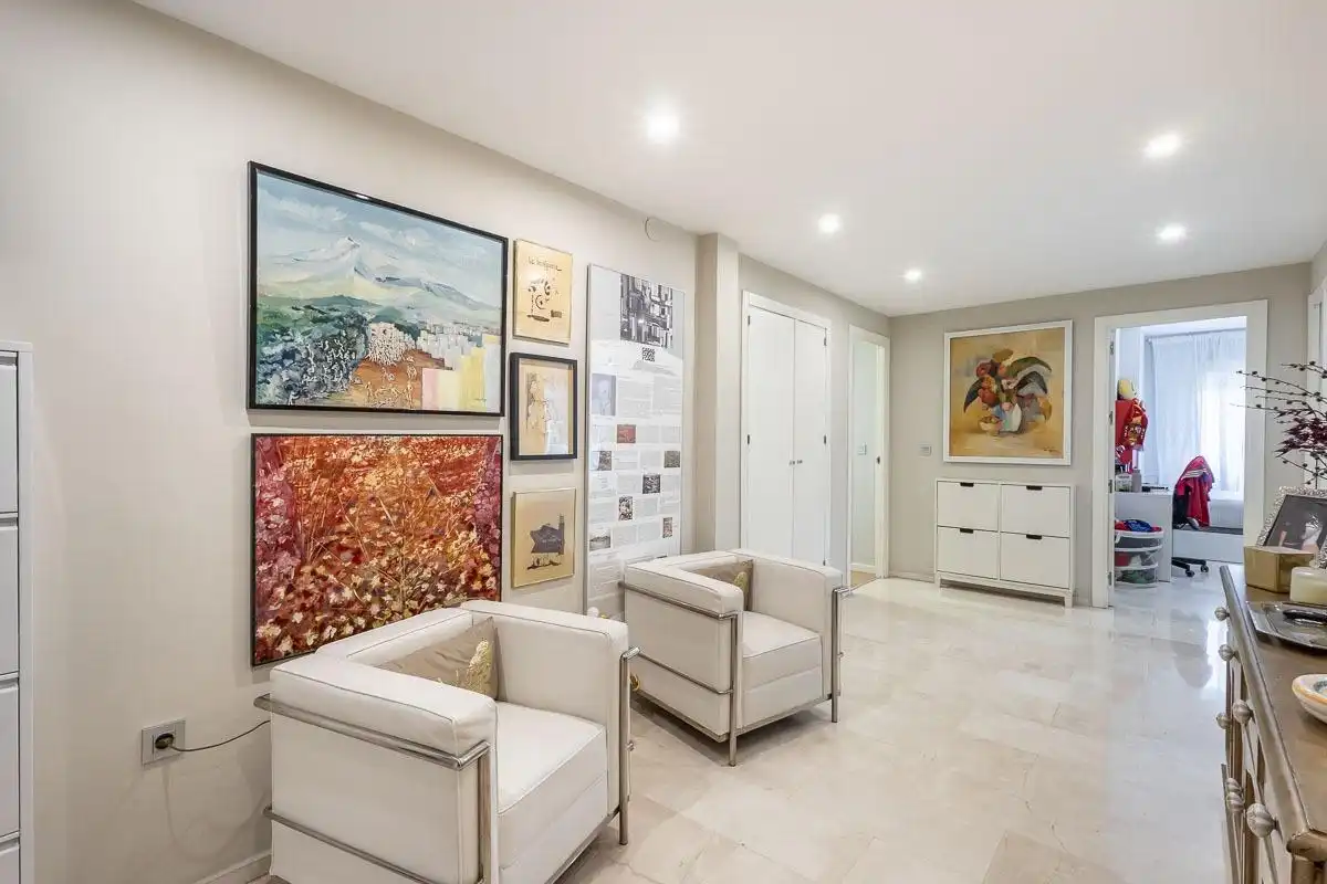 Flat for sale in Granada  with Air Conditioner, Heating and Storage room