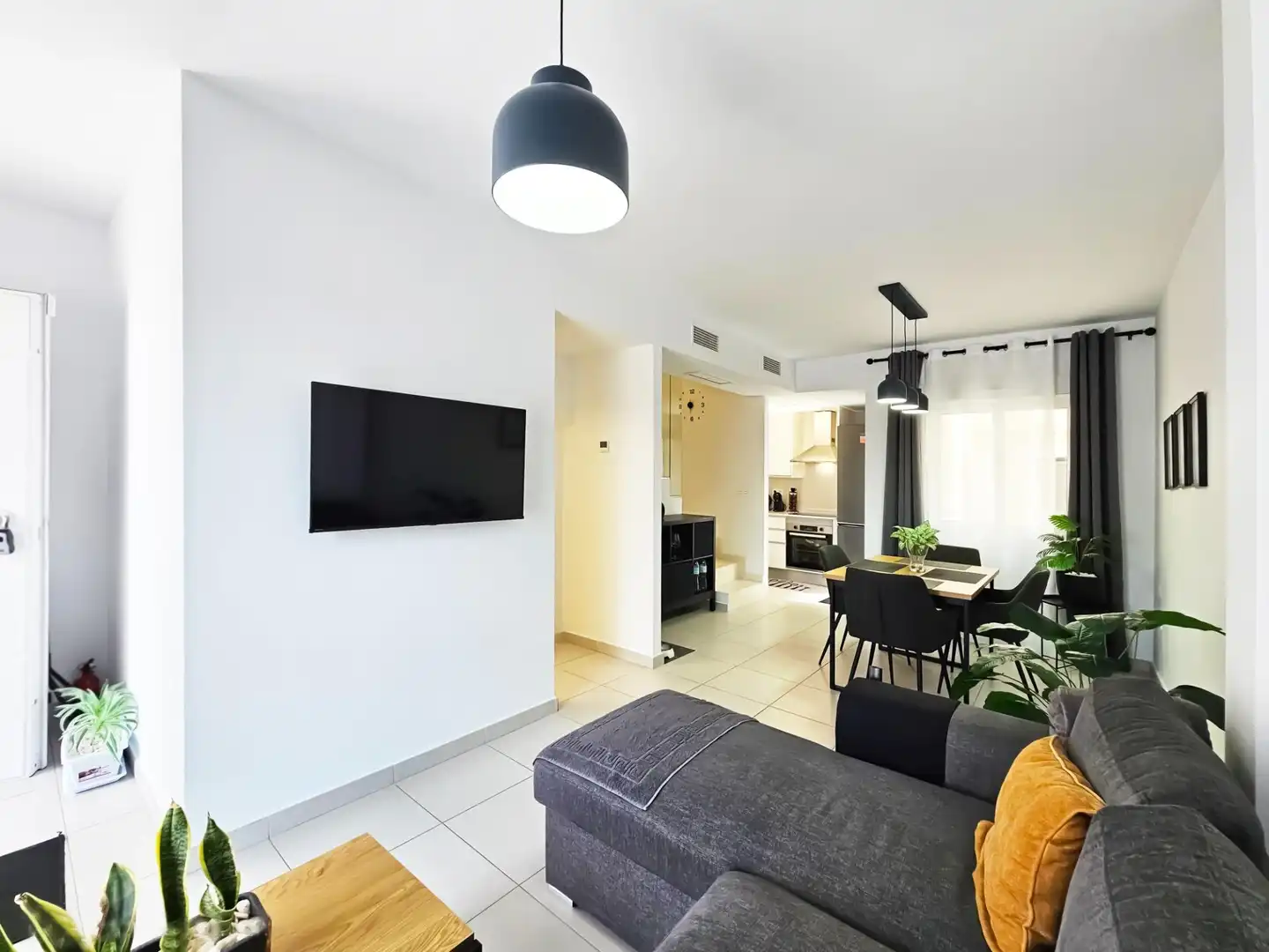 Living room of Houses for rent in Santa Pola  with Air Conditioner, Heating and Private garden