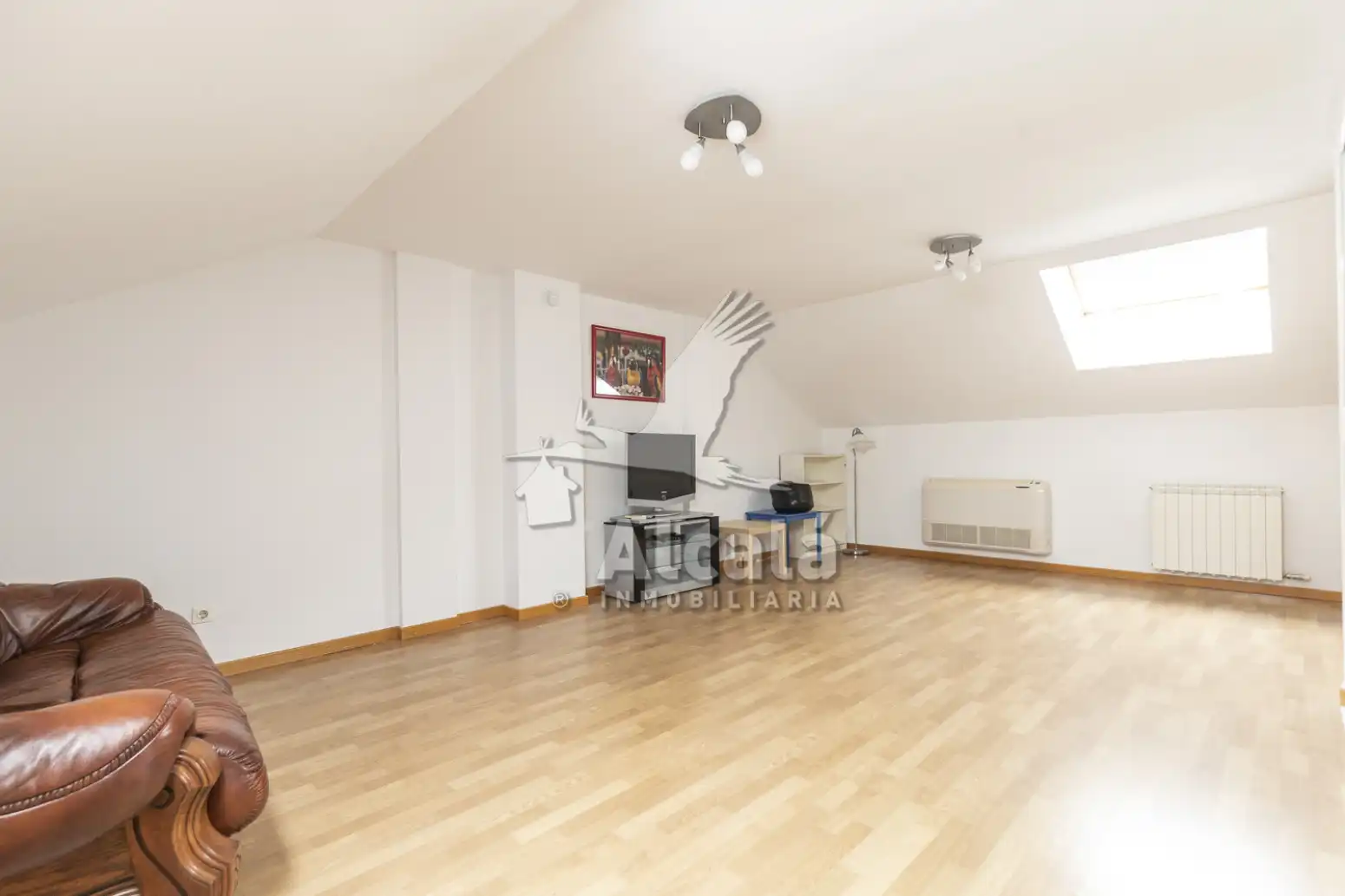 Schlafzimmer von Einfamilien-Reihenhaus zum Verkauf in Alcalá de Henares mit Heizung und Terrasse