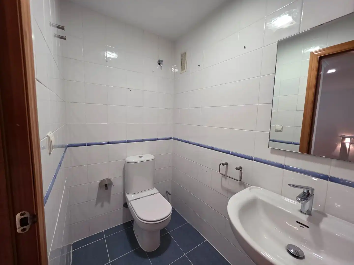 Baño de Dúplex de alquiler en Valencia con Jardín privado, Terraza y Balcón