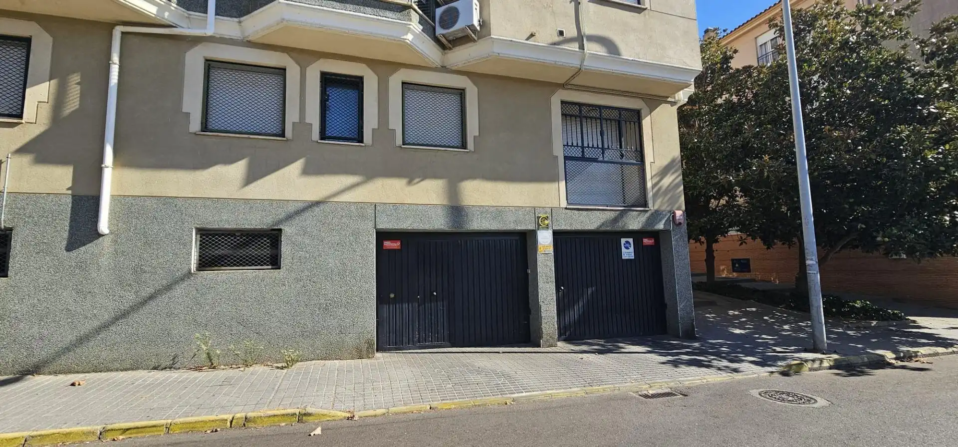 Parkplatz von Wohnung zur Miete in Badajoz mit Klimaanlage und Heizung