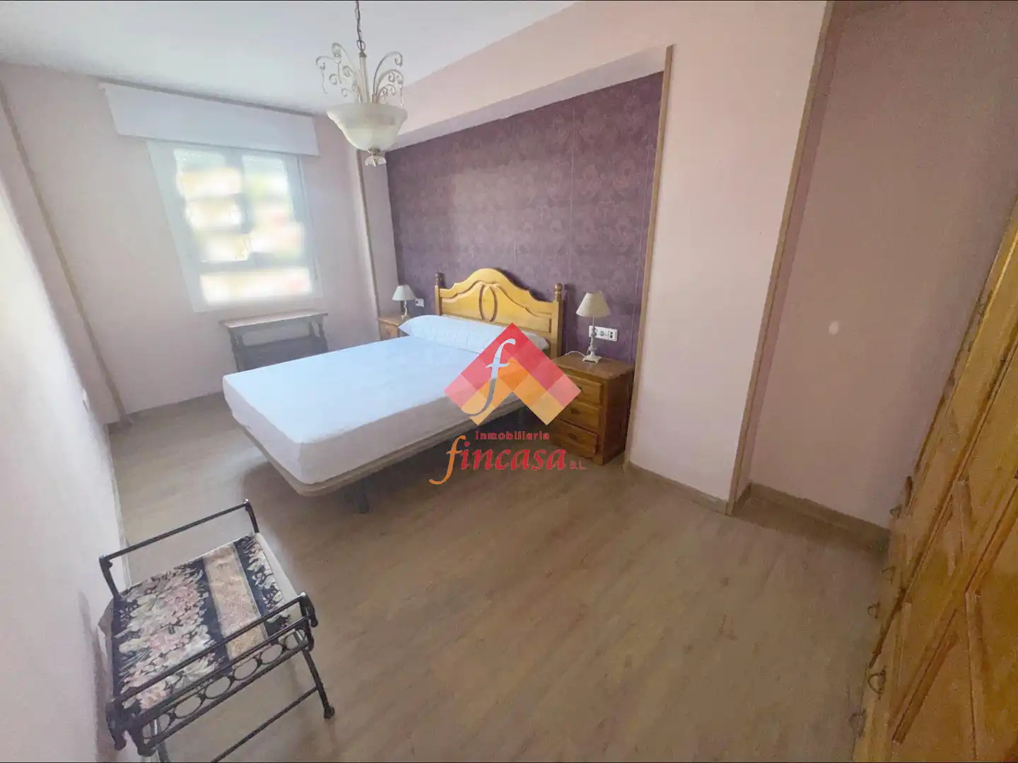 Bedroom of Flat for sale in Ronda  with Heating, Parquet flooring and Furnished