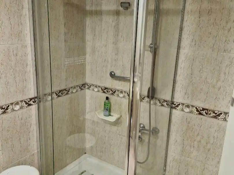 Baño de Piso en venta en  Madrid Capital con Terraza y Balcón