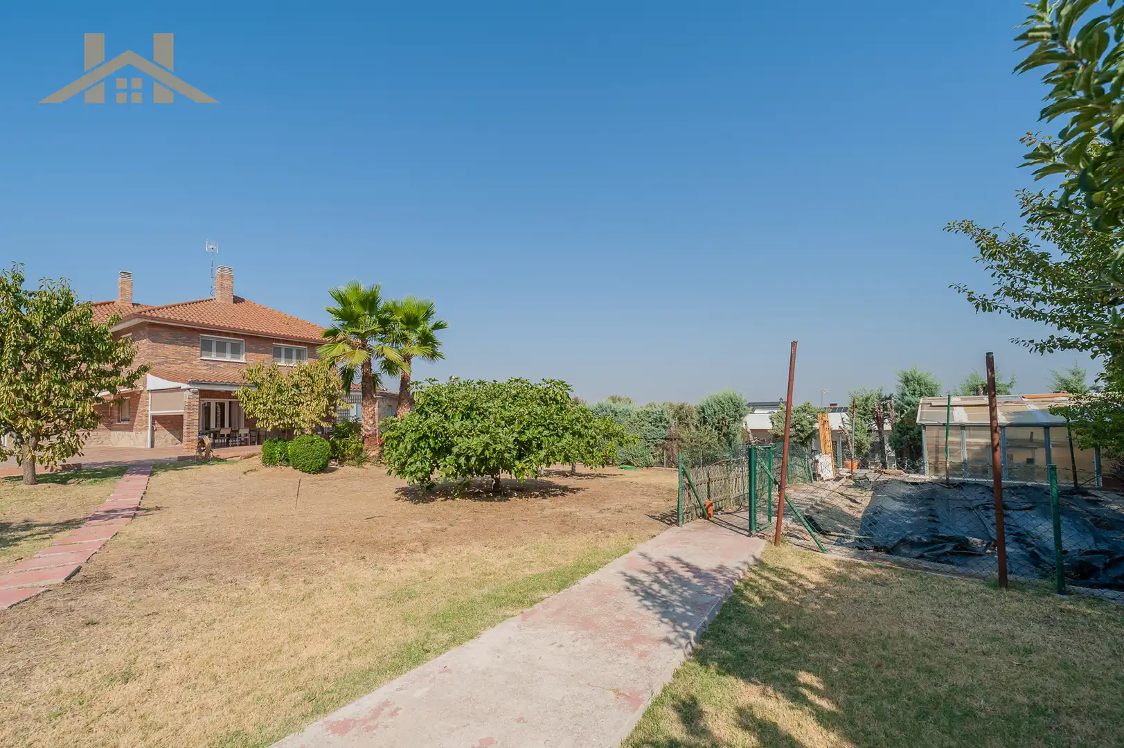 Casa o xalet en venda en Arroyomolinos (Madrid) amb Aire condicionat, Calefacció i Jardí privat