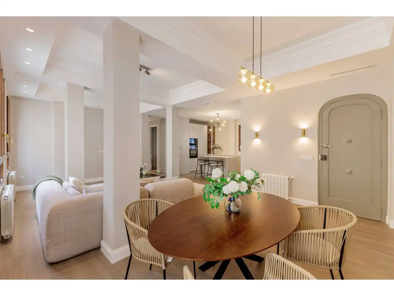 Dining room of Flat for sale in Valencia  with Air Conditioner, Heating and Parquet flooring