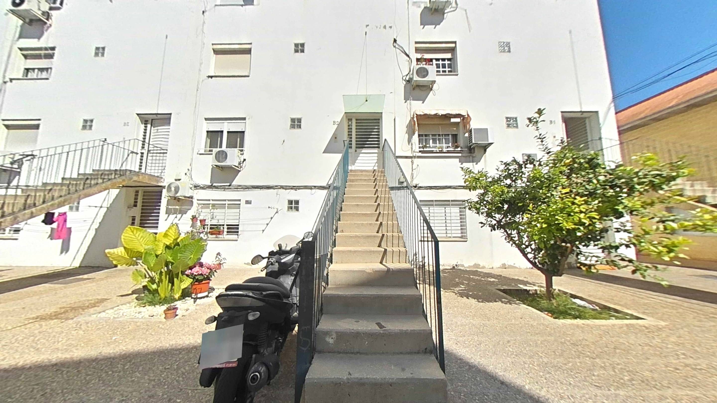 Vista exterior de Apartamento en venta en  Huelva Capital
