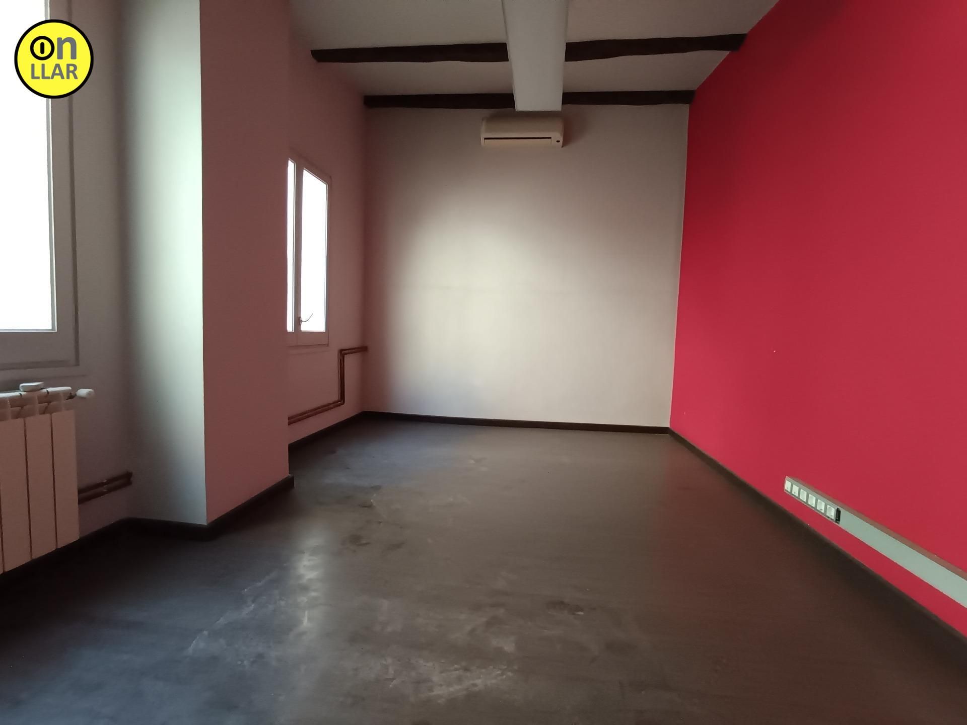 Flat for sale in Manresa  with Air Conditioner, Terrace and Storage room