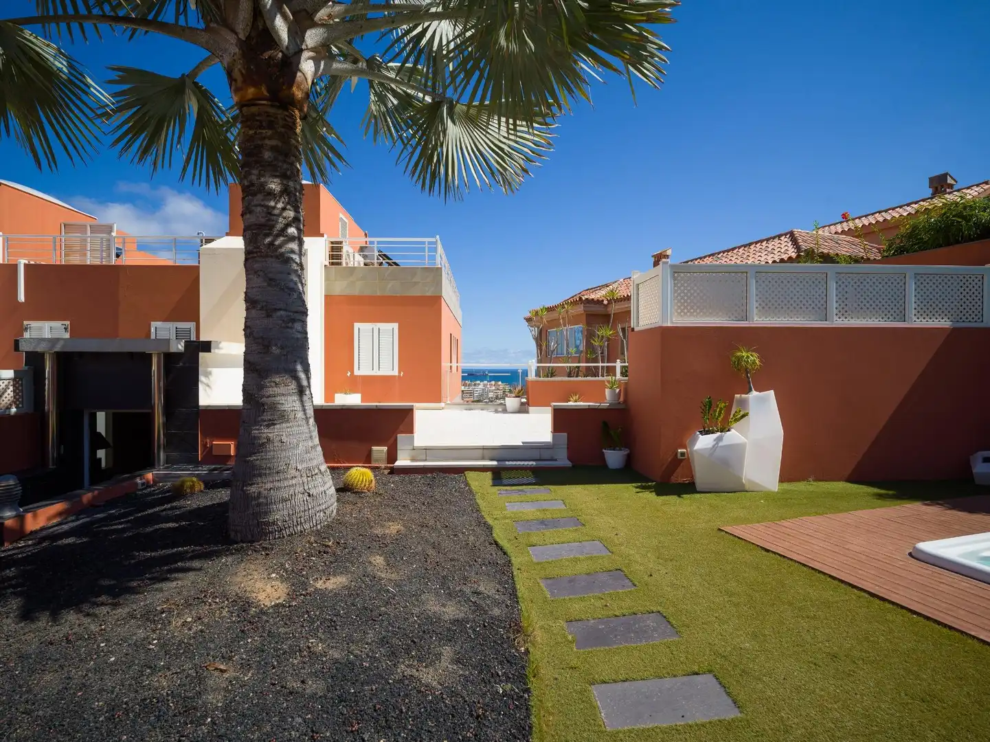 Terrassa de Casa adosada en venda en Las Palmas de Gran Canaria amb Jardí privat, Terrassa i Traster