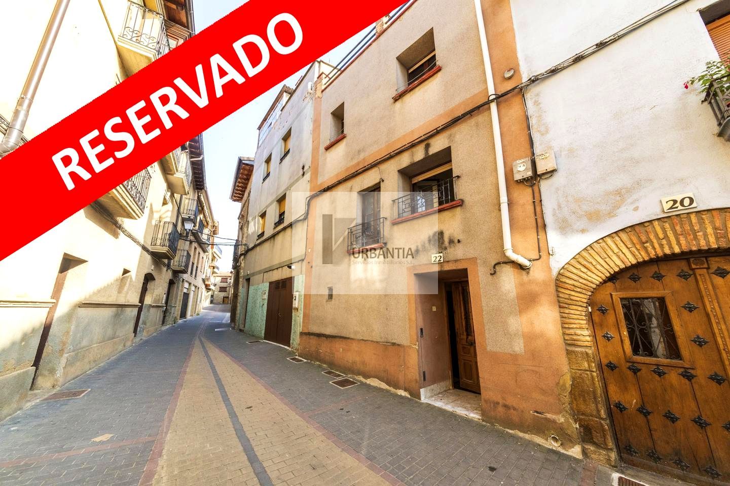 Vista exterior de Casa o xalet en venda en Larraga amb Calefacció, Jardí privat i Terrassa