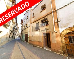 Vista exterior de Casa o xalet en venda en Larraga amb Calefacció, Jardí privat i Terrassa