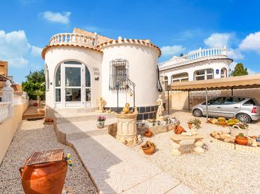 Haus zum Verkauf in Orihuela Costa
