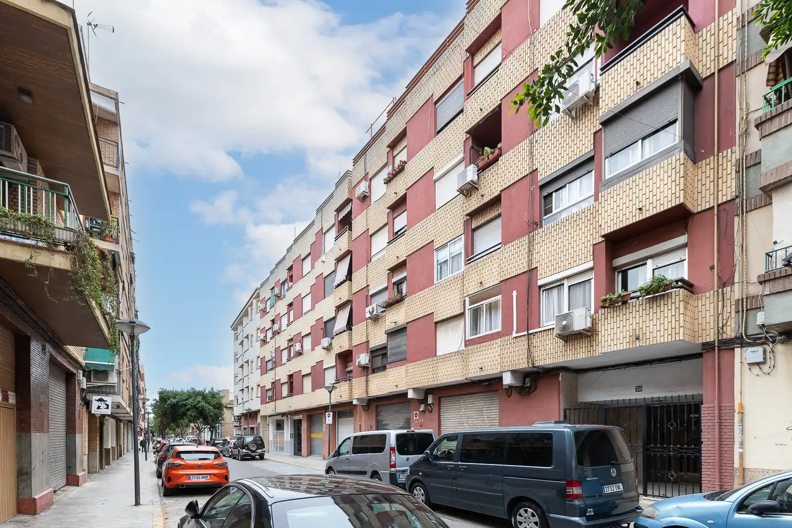 Vista exterior de Pis en venda en Alaquàs amb Aire condicionat