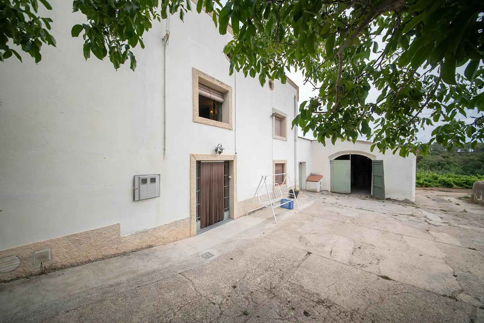 Casa rústica amb jardí en venda a Camí dels Hostalets