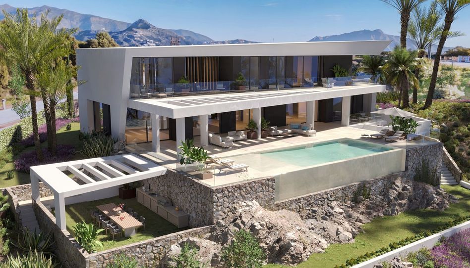 Foto 0 de Villa de Lujo con Vistas al Mar en Estepona