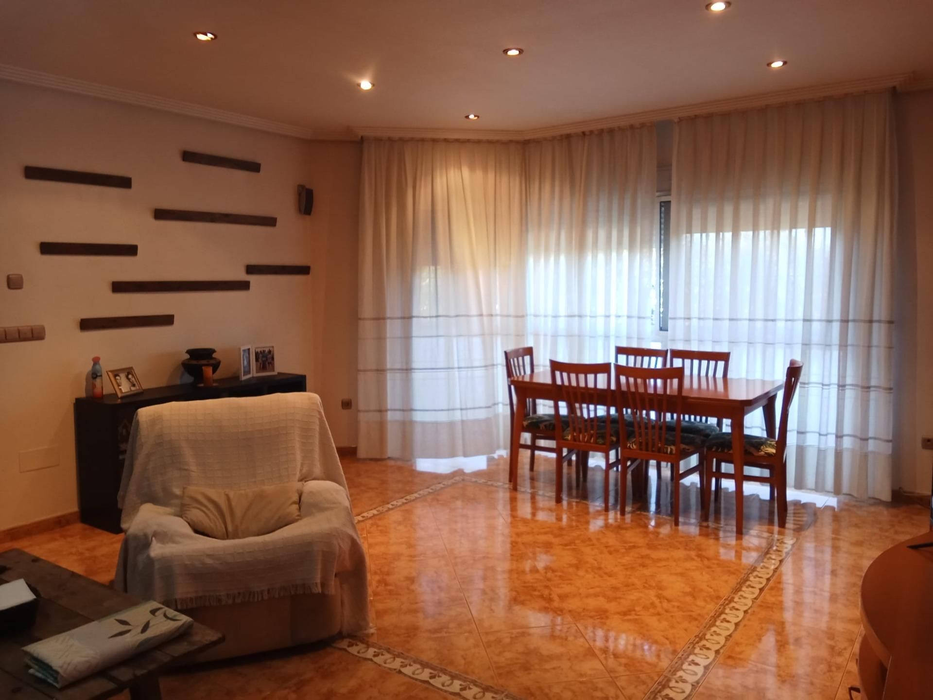 Sala d'estar de Casa o xalet en venda en  Murcia Capital amb Aire condicionat, Jardí privat i Balcó