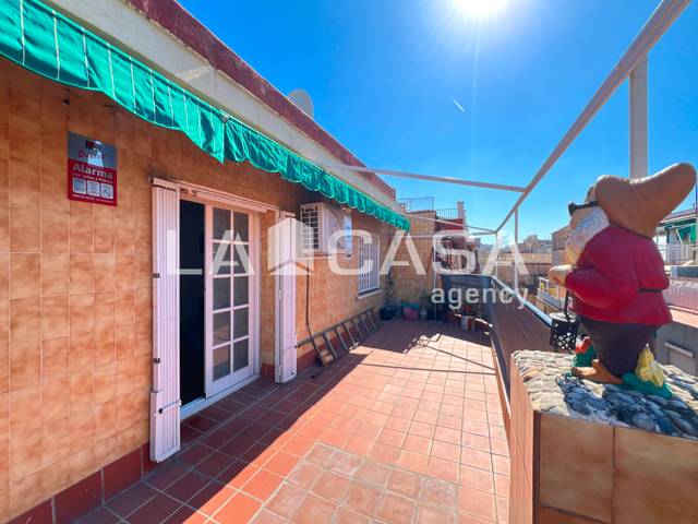 Ático en Venta en Carrer del Pou en La Prosperitat