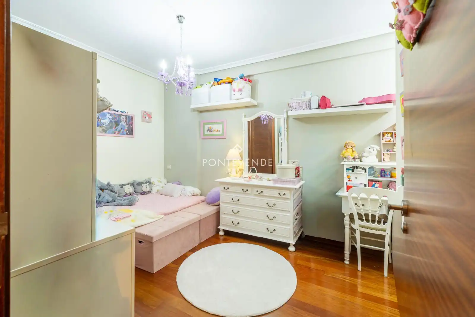 Schlafzimmer von Wohnung zum Verkauf in Vigo  mit Heizung, Terrasse und Abstellraum