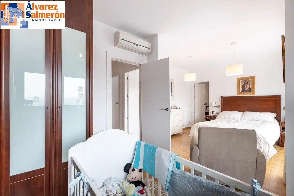 Bedroom of Houses for sale in Huétor Vega  with Air Conditioner, Heating and Terrace