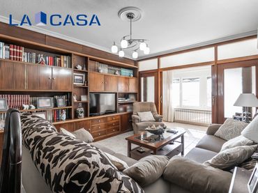Wohnung mit Aufzug zum Verkauf in Calle de Camarena