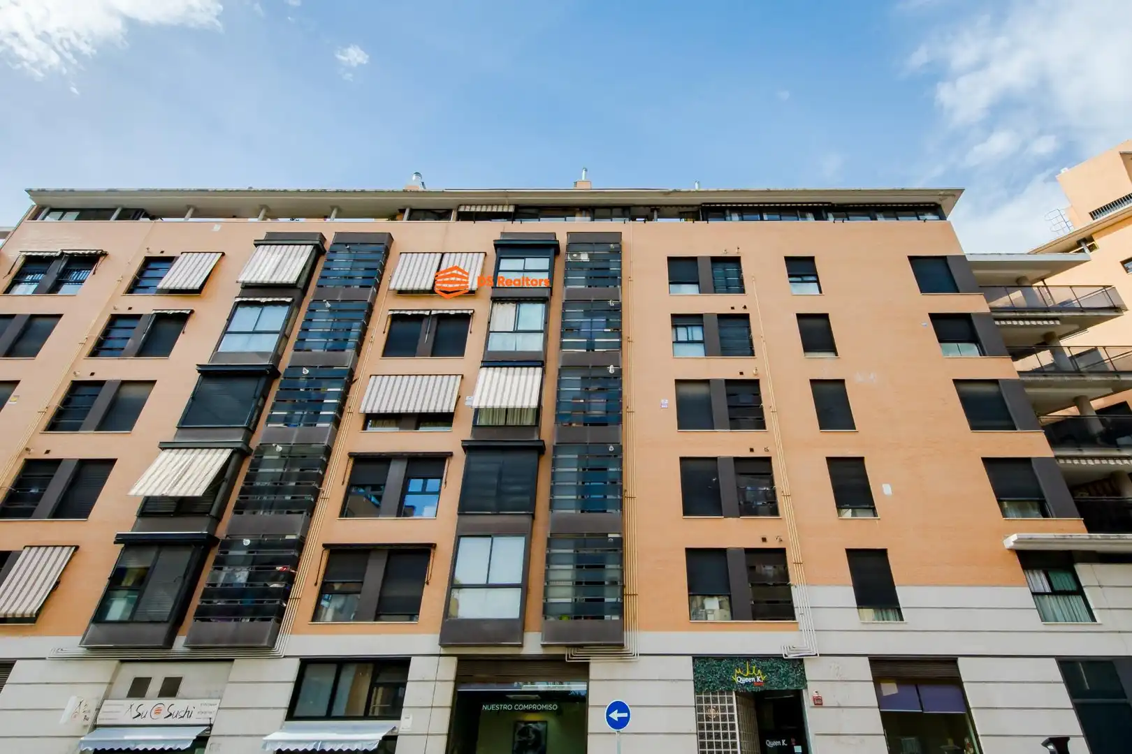 Vista exterior de Ático en venta en Madrid con Calefacción, Amueblado y Piscina comunitaria