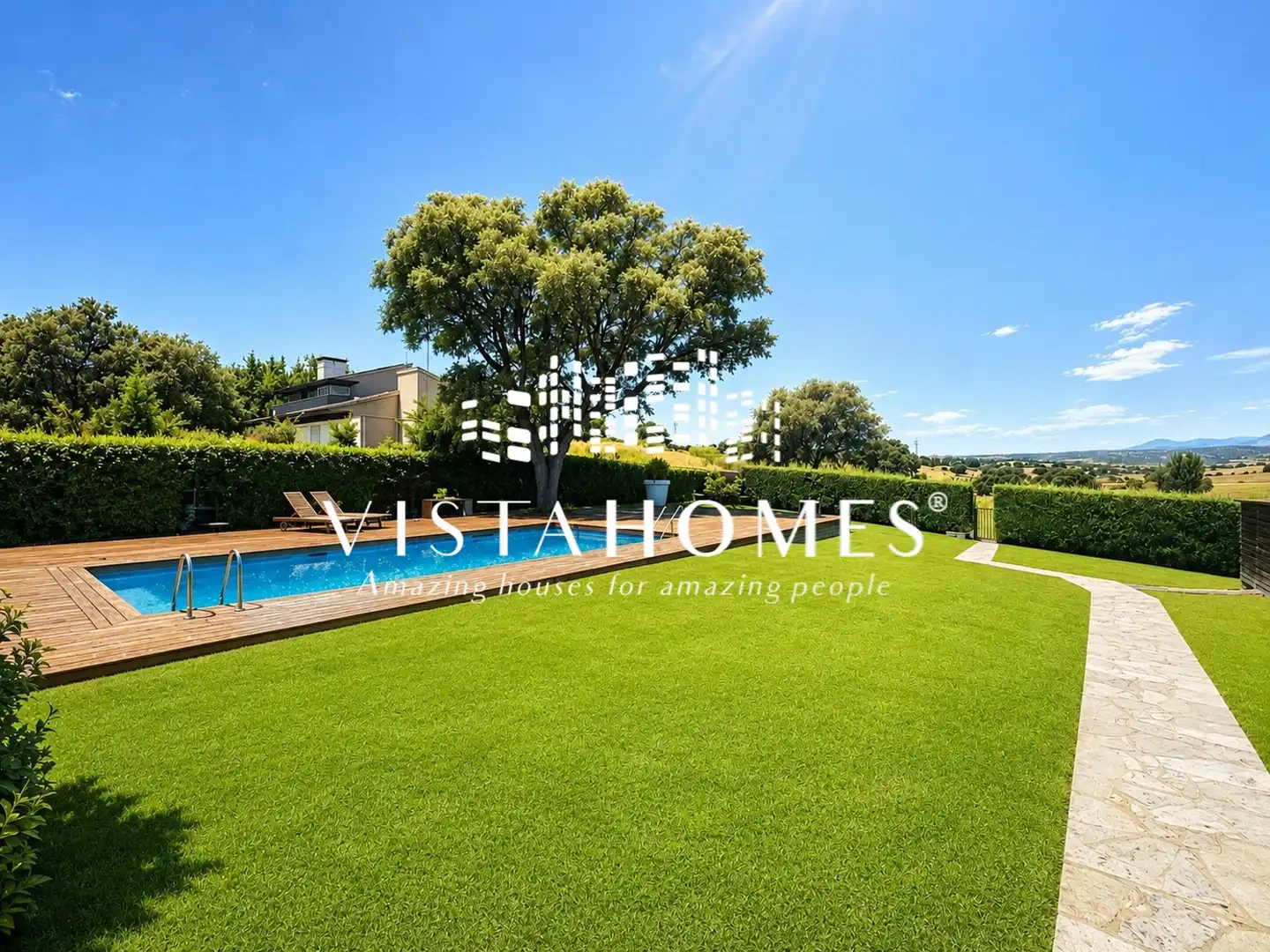 Vista exterior de Casa o xalet en venda en San Agustín del Guadalix amb Aire condicionat, Calefacció i Jardí privat