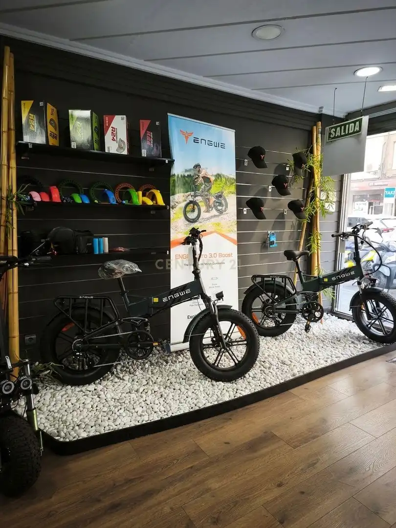 Local comercial en traspàs a CL ARMENGUAL DE LA MOTA 41MALAGA (MÁLAGA), imagen 9