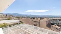 Exterior view of Single-family semi-detached for sale in  Granada Capital  with Air Conditioner, Heating and Terrace