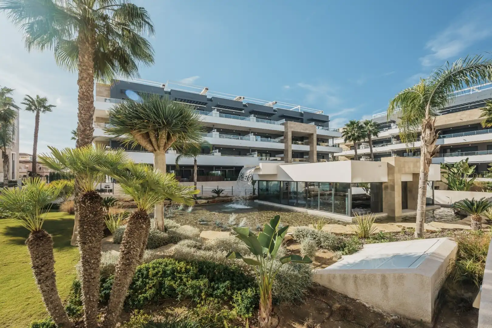 Außenansicht von Dachboden zum Verkauf in Orihuela mit Klimaanlage, Heizung und Terrasse
