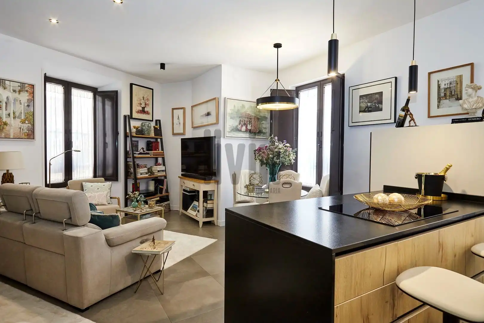 Sala d'estar de Pis en venda en Jaén amb Aire condicionat i Calefacció